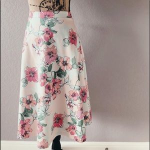 Skirt NWT